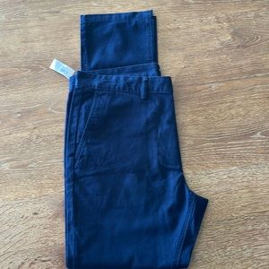 Old Navy pants. Navy 34x32. New